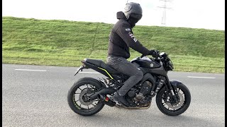 Yamaha mt 09 Quickshifter sound  wheelie  akrapovic exhaust [upl. by Aizat]