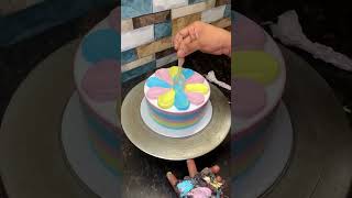 Vannila Fush Rainbow 🏳️‍🌈 Cake cakedesign rainbow ice cream vannila cakeart [upl. by Nilesoj]