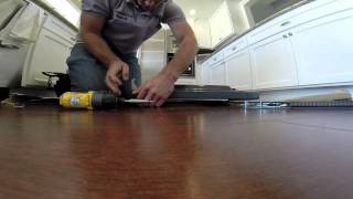 HOW TO REPLACE DOOR HINGES ON KITCHENAID WHIRLPOOL OVEN [upl. by Pattison580]