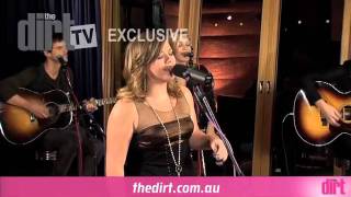 Kelly Clarkson  Mr Know It All Acoustic [upl. by Kathye]