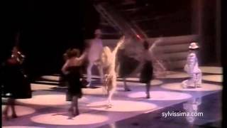 SYLVIE VARTAN OVATIONNEE quotENOUGH IS ENOUGHquot PALAIS DES SPORTS 81 STEREO [upl. by Moon]