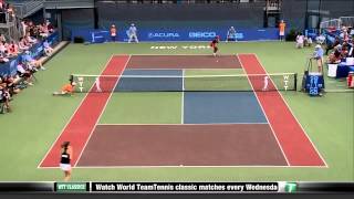 Martina Hingis vs Serena Williams Highlights From 2011 WTT Sportimes vs Kastles [upl. by Immij]