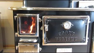 Obadiahs Elmira Fireview Wood Cookstove  Burning the Stove [upl. by Nahshon544]