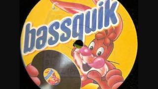 Vinka Untitled A Bassquik 01 [upl. by Eisenstark199]