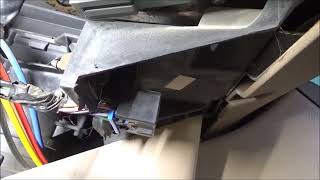 Blinker Relay replacement 97 ford expedition [upl. by Ellak]