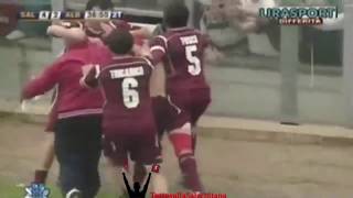 LEUROGOL DI MERINO DA CENTROCAMPO Salernitana Albinoleffe 42 [upl. by Wallinga]