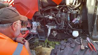 56 Kubota MX4800 Hydraulic Pump Replacement [upl. by Chamberlain]