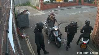 Moped Thieves in Twickenham London [upl. by Artenehs201]