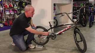 Basic differences between street and race BMX bikes [upl. by Anaujait]