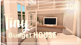 BLOXBURG Tiny Budget House 10k  House build [upl. by Tarsuss]