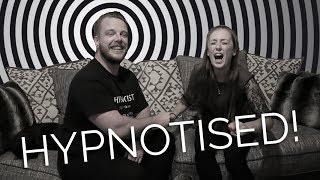 Impromptu hypnosis  Hypnotising my girlfriend [upl. by Yorick812]