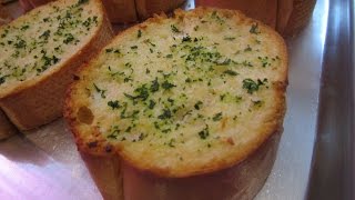 How to make Homemade Garlic bread [upl. by Anastas]