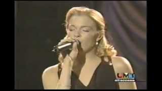 LeAnn Rimes  I Fall To Pieces Live HQ Audio [upl. by Alex]