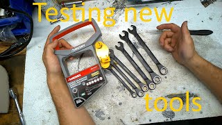 Tool Review  Husky Double Ratcheting Wrench Set [upl. by Lenra]