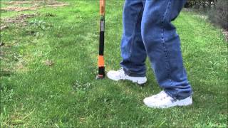 Using the Fiskars Weeder [upl. by Allister]