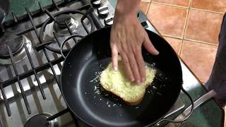 how to make Sizzler cheese bread at home [upl. by Urson]