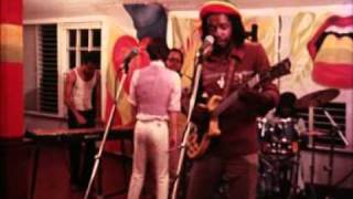 Peter Tosh amp Mick Jagger  Walk And Dont Look Back [upl. by Hyacinthie]