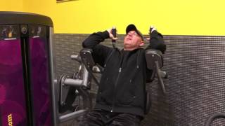 Planet Fitness Ab Machine 3  How to use the ab machine at Planet Fitness [upl. by Desma]