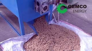 STLP400 small feed pellet plant for livestock and poultry farmchicken livestock cattle sheep [upl. by Apfel]