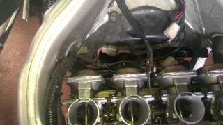 FZR 1000 carburator diagnosis mikuni yamaha [upl. by Garges]