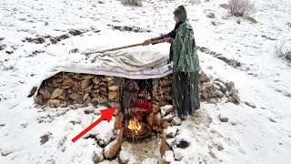 Winter Camping A Widow and Her Daughters Fighting the Mountain Coldquot [upl. by Hsina488]