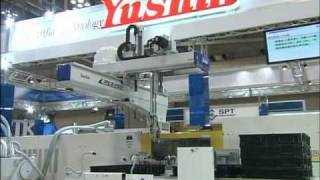 Yushin RCII150 FullServo Traverse Robot  QuickChange Tool [upl. by Oinoitna]