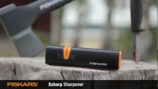 How to sharpen your axe and knife blades with Fiskars Xsharp™ Axe and Knife Sharpener 120740 [upl. by Priscilla]