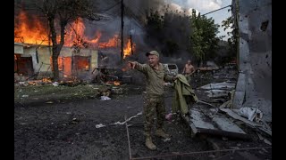 A market is hit by missile fire in Donetsk 25 people are killed [upl. by Peddada]