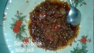 Membuat sambal bajak enak untuk nasi goreng [upl. by Eniamrehc]