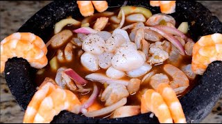 MOLCAJETE DE MARISCOS ESTILO CULIACAN  iriscocinablog [upl. by Eeramit]