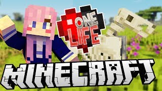 Evil Chickens Attack  Ep 1  Minecraft One Life [upl. by Henrique621]