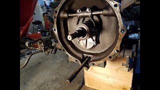 Splitting the Kubota part 4 Seal removal and details [upl. by Trixi]