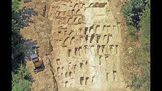 Le cimetière médiéval de Manosque Une fouille exceptionnelle [upl. by Tien]