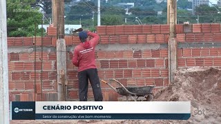 Setor da construção civil registra alta em Rio Preto [upl. by Lilli282]