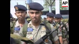 INDONESIA 400 SECURITY PERSONNEL LEAVE FOR EAST TIMOR [upl. by Yendys536]