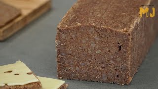 PAN DE CENTENO  El famoso y genuino Pumpernickel alemán [upl. by Casavant]