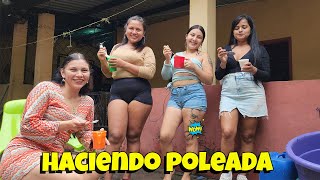 Las chicas haciendo una poleada salvadoreña  intentamos hacer un platillo salvadoreño tradicional [upl. by Trebma]