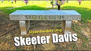 FAMOUS GRAVESinger Skeeter Davis The End Of The World In Nashville TN [upl. by Ecirum]