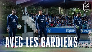 Première séance pour les gardiens de but [upl. by Raybin]