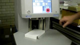 Paper counting machine  Vacuumatic Vicount 3  Counting Light Stock test using Light stock blade [upl. by Nemlaz]