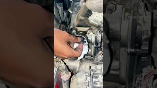 How to clean throttle body [upl. by Gibson]