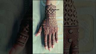 Bhari huyi backside mahandi design beautiful mehndi designs youtubeshorts mehandi short viral [upl. by Aytida570]