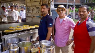 MustTry Mysore’s Very Popular KUKKARAHALLI LAKE Breakfast Tradition  DEEPU GAADI amp MYSURU KAAPI [upl. by Scevo401]