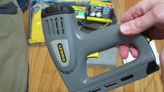 Stanley TRE550 Electric Stapler and Brad Nail Gun [upl. by Yup519]