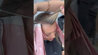 How I Highlight a Widows Peak foilhighlights haircolor [upl. by Tharp989]