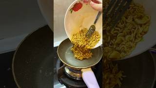 INDOMIE KREMES TELUR TERNYATA GA SEBURUK ITU [upl. by Liss]