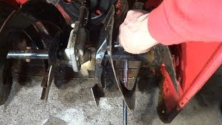 How To Fix Snow Blower With AugerBlades That Wont Turn [upl. by Emmaline254]