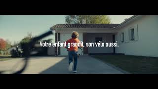 Votre enfant grandit son vélo aussi  INTERSPORT Spot TV [upl. by Kablesh]