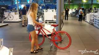 Mädchen auf einem roten Fahrrad in ZweiradCenter Stadler Berlin [upl. by Dov676]