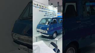 Toyota HiAce Van H10 First Generation [upl. by Eiramenna]